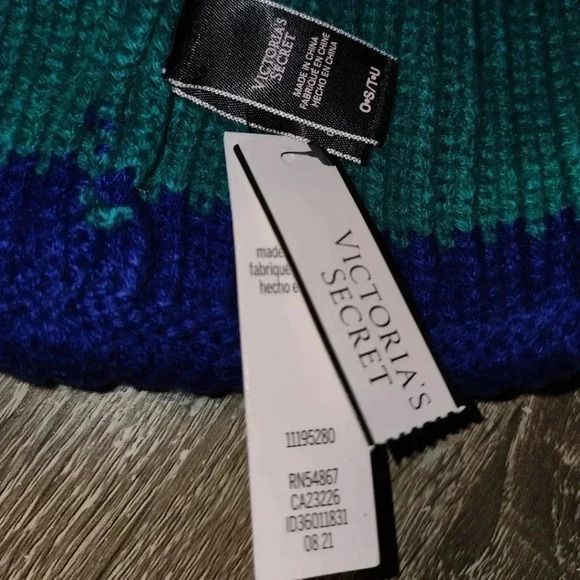 NWT Victoria's Secret Colorblock Logo Beanie Hat NOS New Old Stock One Size OS - Picture 6 of 7